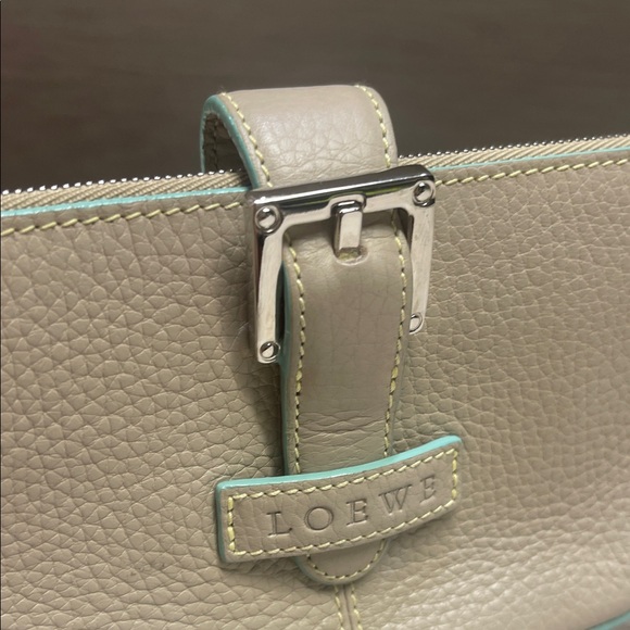 Loewe Shoulder Bag - Picture 5 of 5